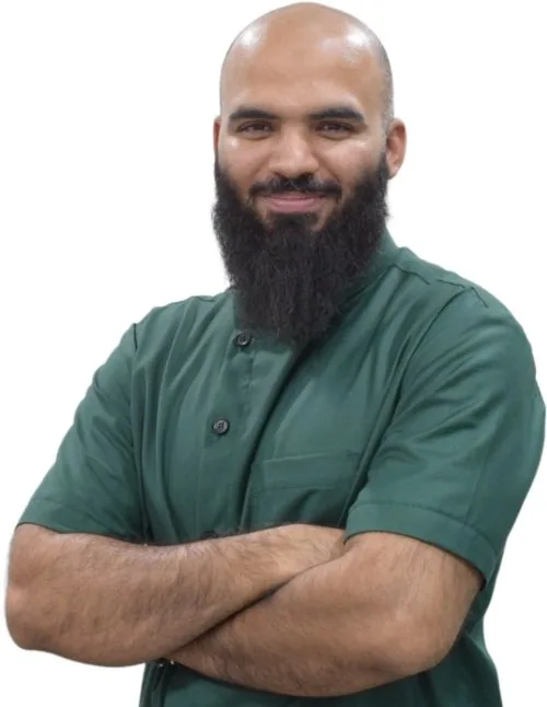 Dr. Abdullah Karamat, FCPS Prosthodontist and Certified Implantologist at Smile Hub Clinics Lahore